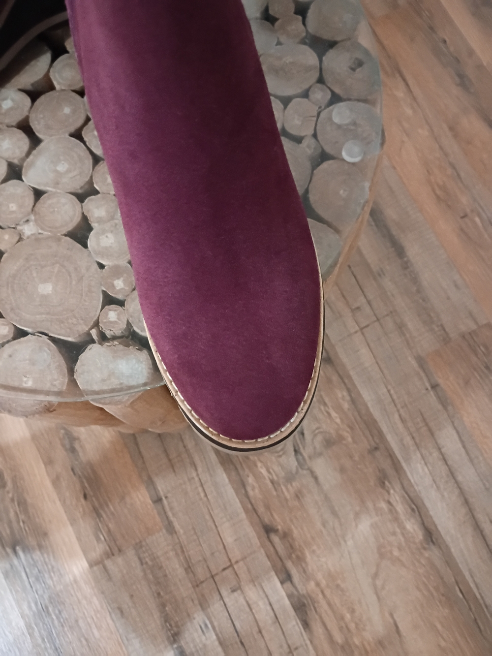 Women's EARTH Burgundy Suede Ankle Boot. NWT!